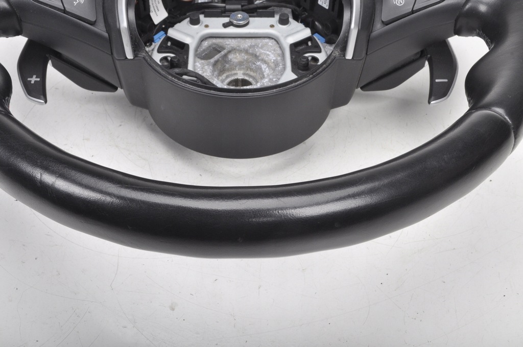 VOLANT PIELE BMW M3 F80 PACHET M PADELE Product image