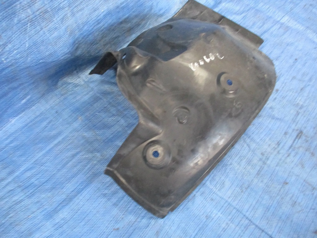 PASAJ ROȚI FAȚĂ STÂNGA PIESA SPATE KANGOO III LIFT 8200436709 Product image