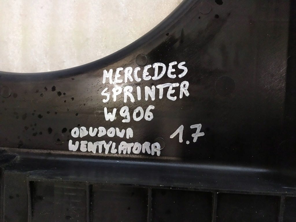 Mercedes-Benz Sprinter W906 Fan Carcasa Product image