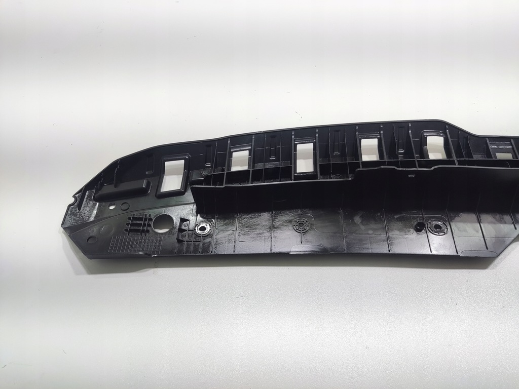 Capacul centurii superioare Față Hyundai i20 II 2014-2018 86353-C8000 Product image