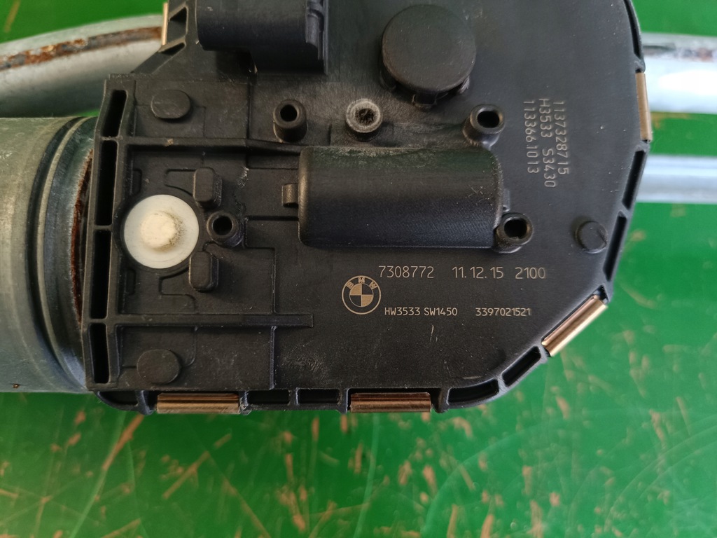 MECHANIZM WYCIERACZEK SILNICZEK BMW F10 F11 F01 97308772 1397220944 ANGLIK Product image
