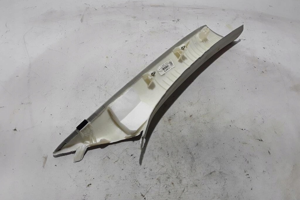 Capacul stâlpului stâng stânga Volvo 31479191 2.0L Benzină 2022 Product image