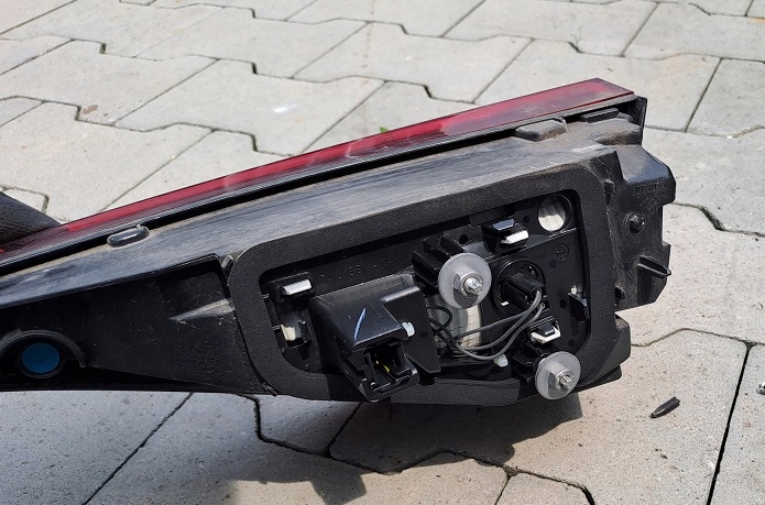 RENAULT MEGANE IV LAMPĂ STANGA SPATE, HATCHBACK Product image