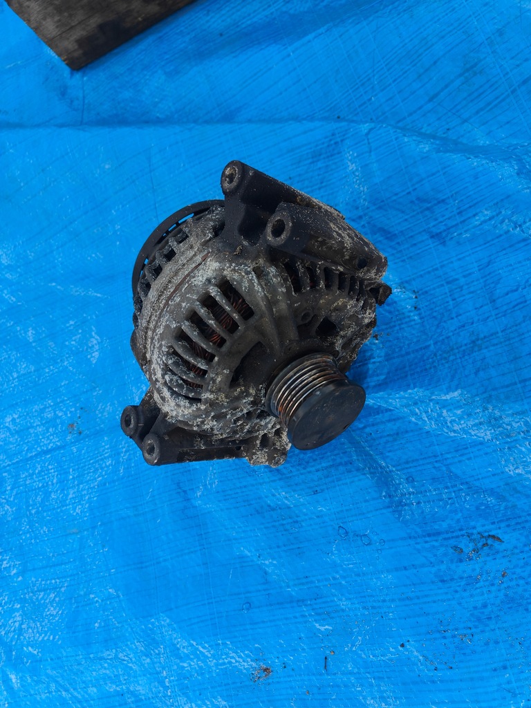 ALTERNATOR MERCEDES E W211 E 220 CDI 0124625002 A0121545902 Product image