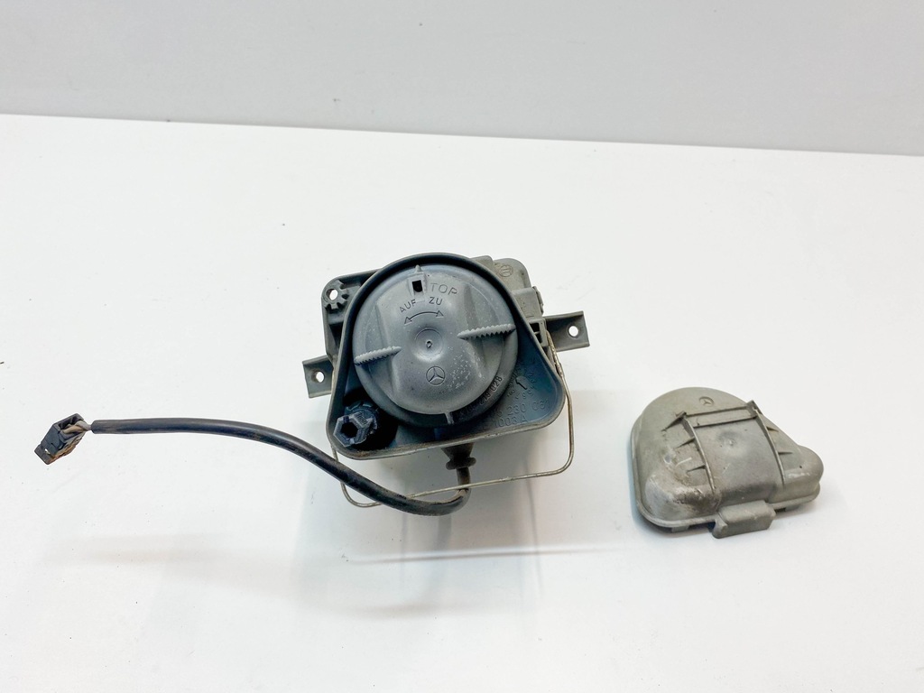 1305219028 MERCEDES-BENZ Lampa cu halogen fata stanga Product image