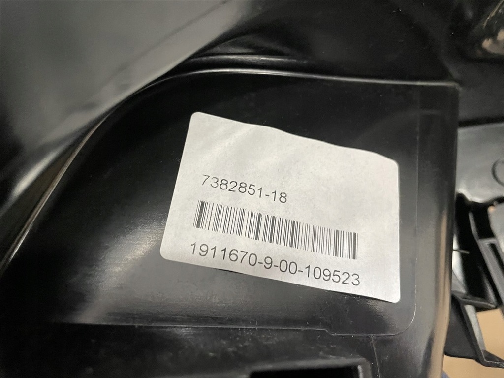 Pilon de plastic Capac portbagaj slănină stângă BMW F48 X1 Li Ridicați Product image