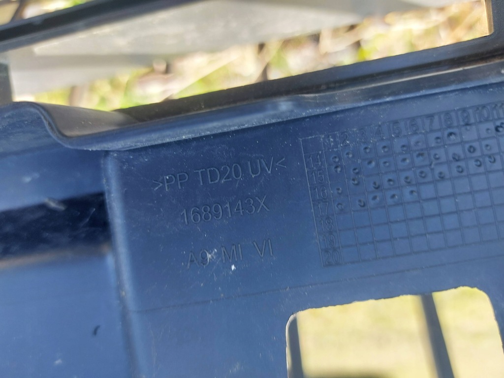 BUMPER PERIGURĂ 208 ȘI RISPORT Product image