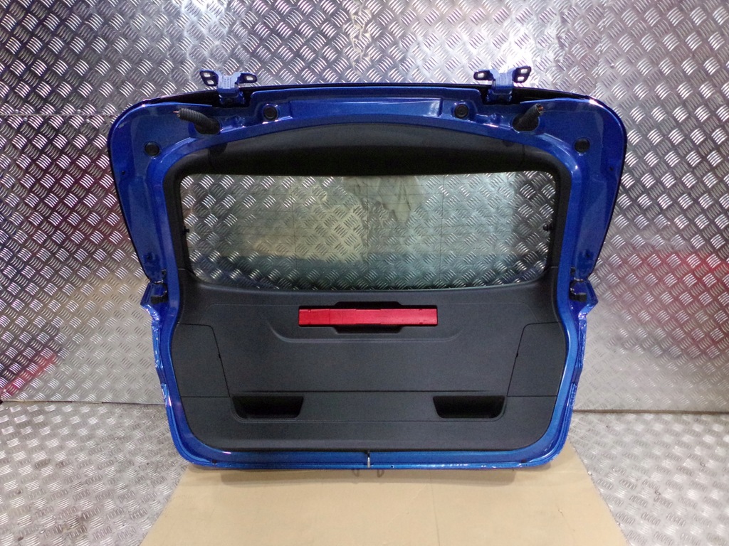 HAYON BMW 2 F45 ÎN CULORI Product image