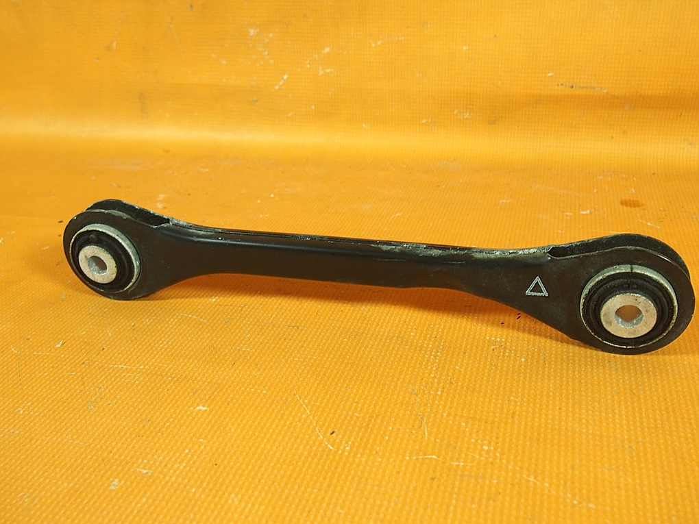 Audi A6 4G LIFT 32KM Brat de control SPATE LH PR 8k0501529l Product image