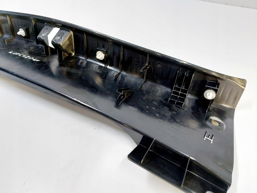 MERCEDES CLASA C W205 16 ani Husa, husa centura de siguranta spate, sedan A2056908204 Product image
