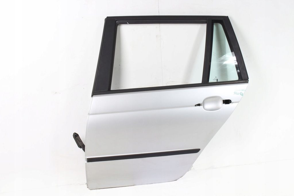 BMW E46 Drzwi lewy tył TitanSilber Metallic 354/7 Product image