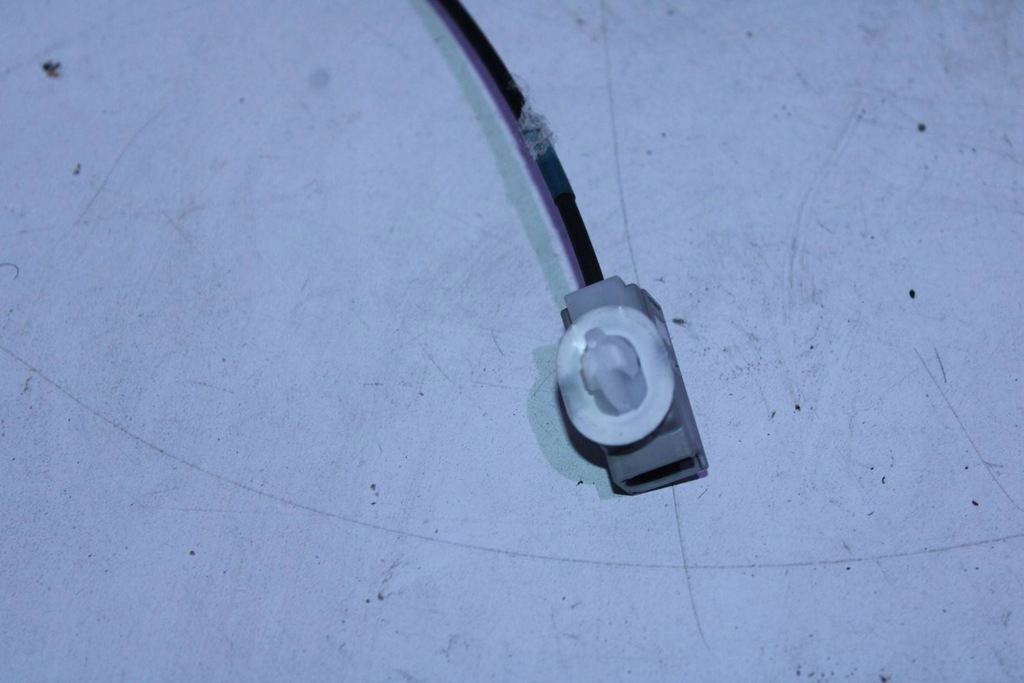 ANTENA GPS NAVIGATIE TOYOTA RAV4 IV Product image