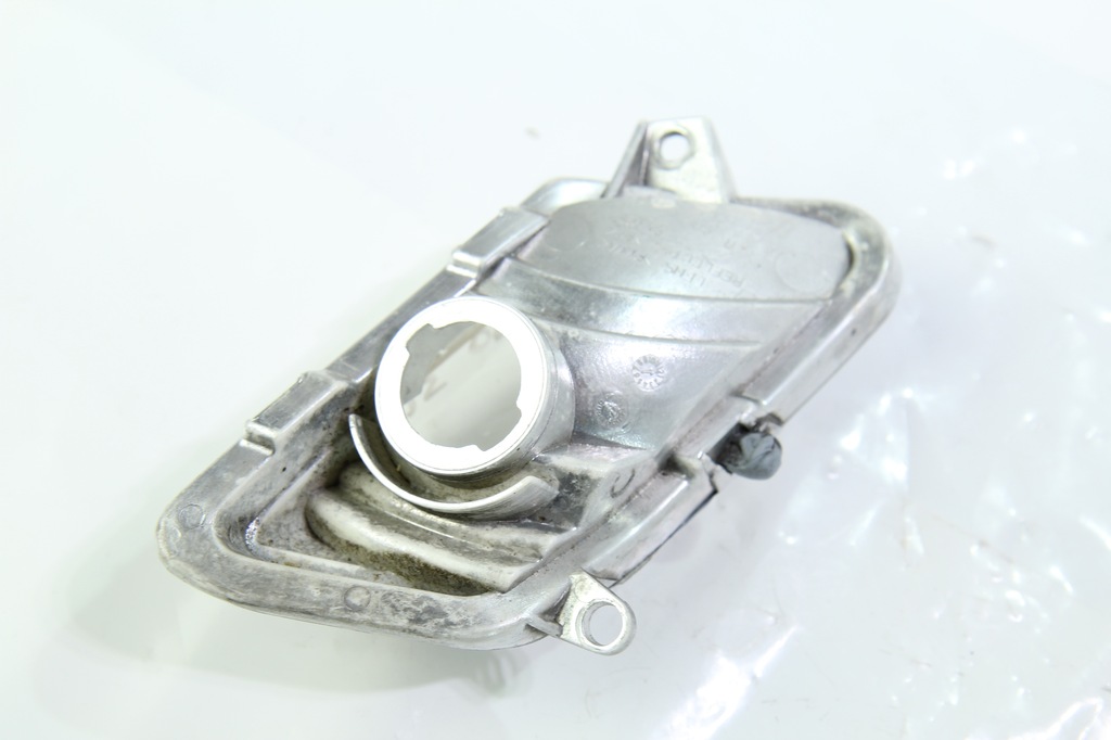YAMAHA X MAX 125 06-09 SEMNAZUL DREAPTA Product image