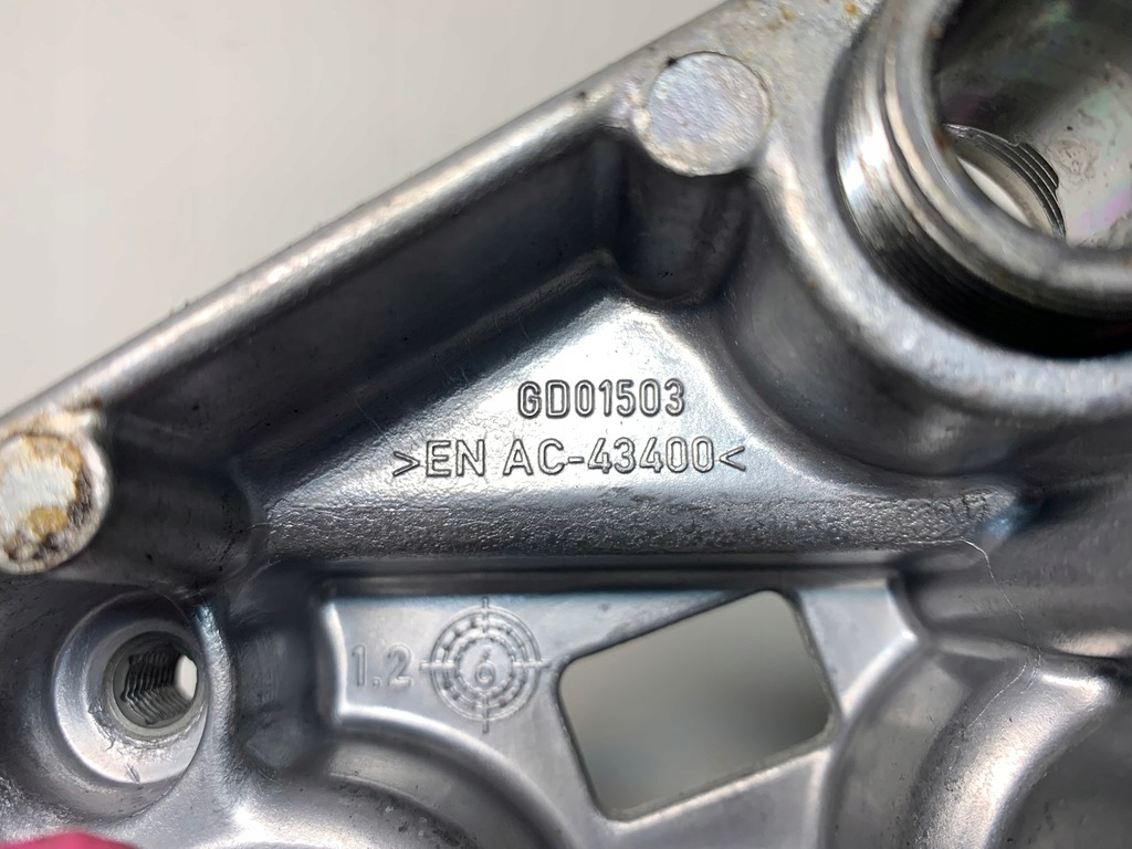 BMW E93 Mânerul principal al rulmentului din spate stânga 715775502 Product image