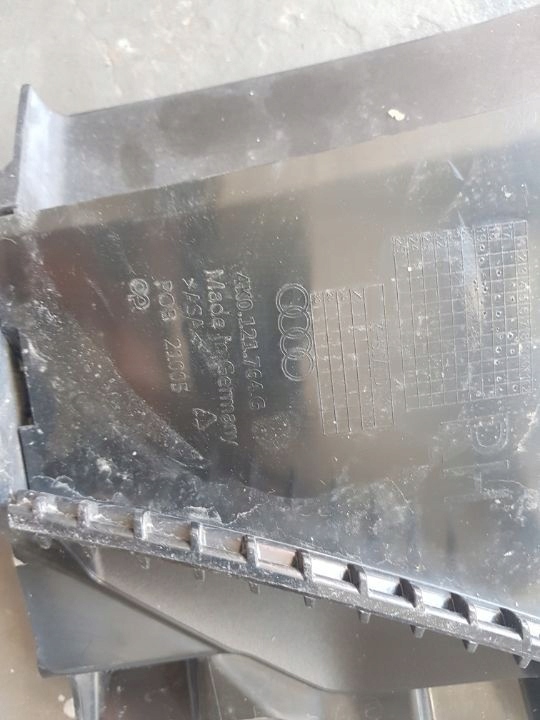 admisie aer AUDI A6 C8 4K0121763G GRILĂ Product image