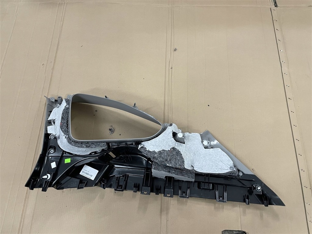 Pilon de plastic Capac portbagaj slănină stângă BMW F48 X1 Li Ridicați Product image