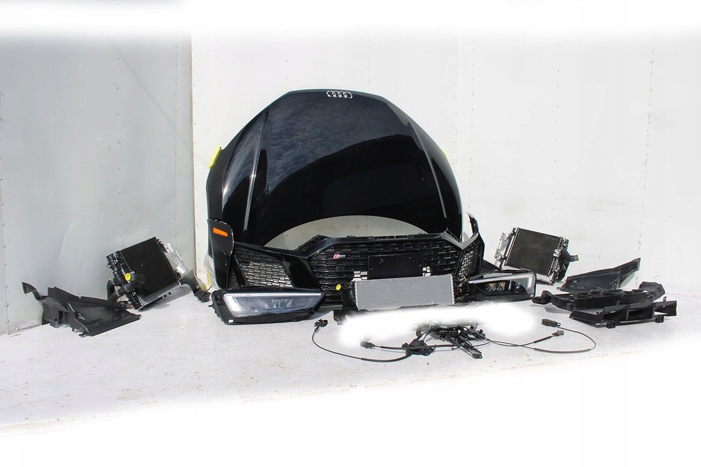 AUDI R8 II Capota fata, aripi, bara de protectie, fascia fata Product image