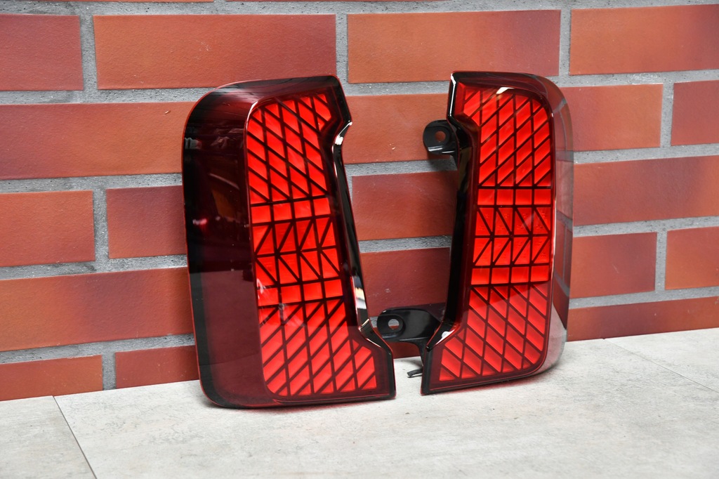 LĂMPURI SPATE STÂNGA DREAPTA MINI COOPER U25 COUNTRYMAN Product image