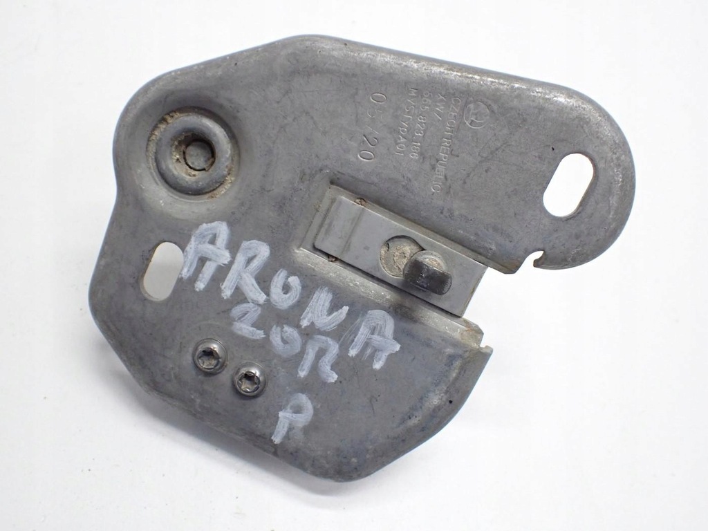Masca dreapta Castle Original 565823186 SEAT ARONA 20R Product image