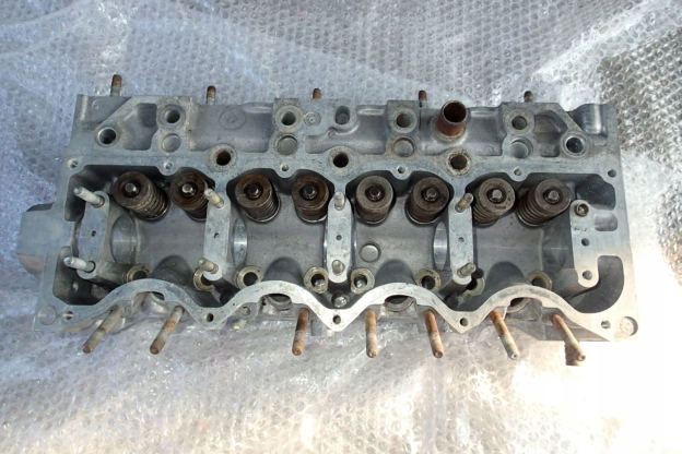 RENAULT ESPACE 2.1 TD JEEP XJ 2.1 TD TRAFIC 2.1 D HEAD Product image