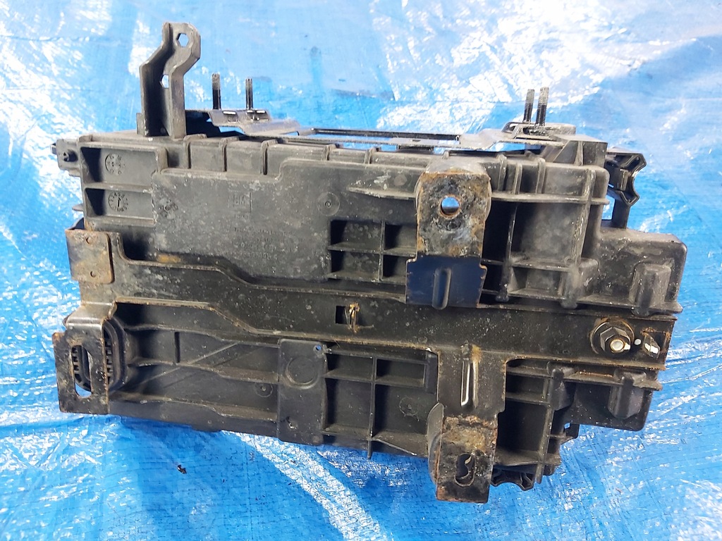 OPEL-PARTS Mokka X Baza, carcasa bateriei Product image