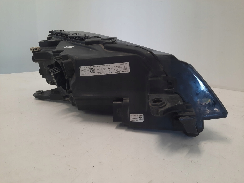 FAUR SKODA SUPERB III LIFT FULL LED LAMPĂ FAȚĂ STANGA 1150.203.0000 Product image