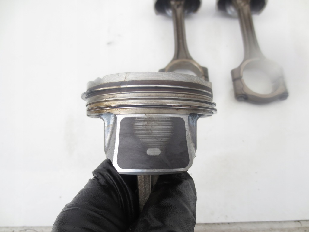 BIELLA PISTON 1.2 THP OPEL ASTRA PEUGEOT 208 308 2008 CITROEN C3 C4 II Product image