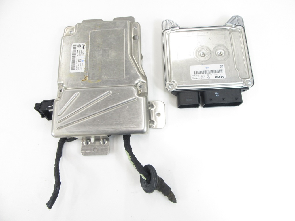 Sofer modul de directie activ BMW e60 e61 e63 e64 mufa Product image