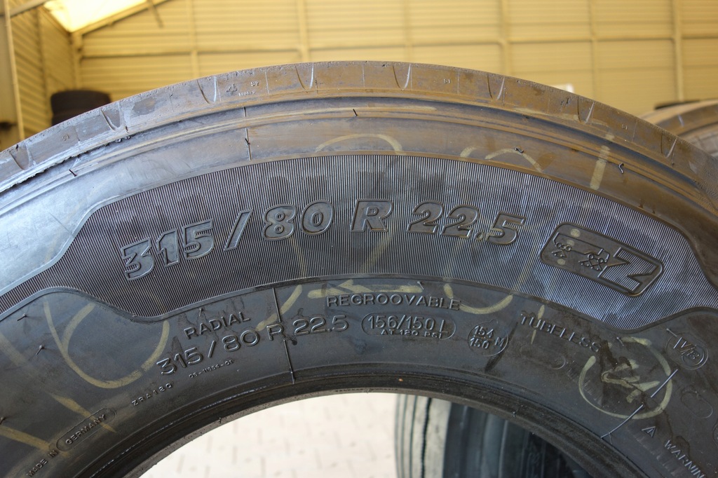 2x 315/80R22.5 Anvelope pentru camioane ghidate Michelin X Line 17/22R 11mm (M24) Product image