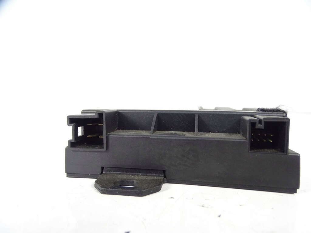 Mercedes W204 W212 W218 CONTROLLER POMPE DE COMBUSTIBIL A2129003408 Product image