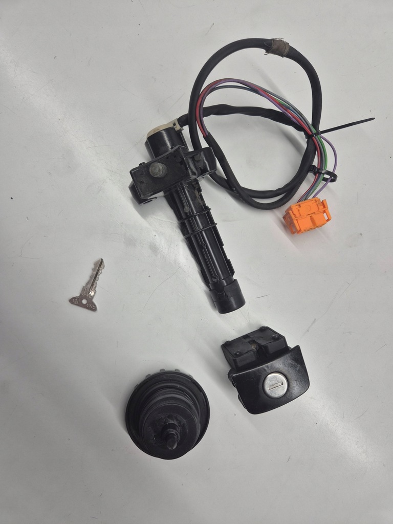 BMW K 1200 LT (99-03) BLOCAREA CONTACT BUCĂ BLOCARE CHEIE Product image