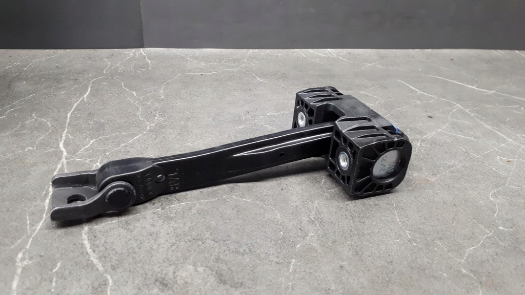 8u0837249C LIMITATER Uși Audi Q3 Product image