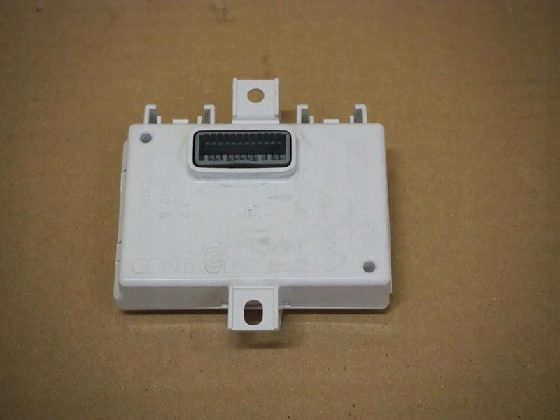 MODUL CONTROLLER BIC RENAULT CLIO IV 283464084R Product image