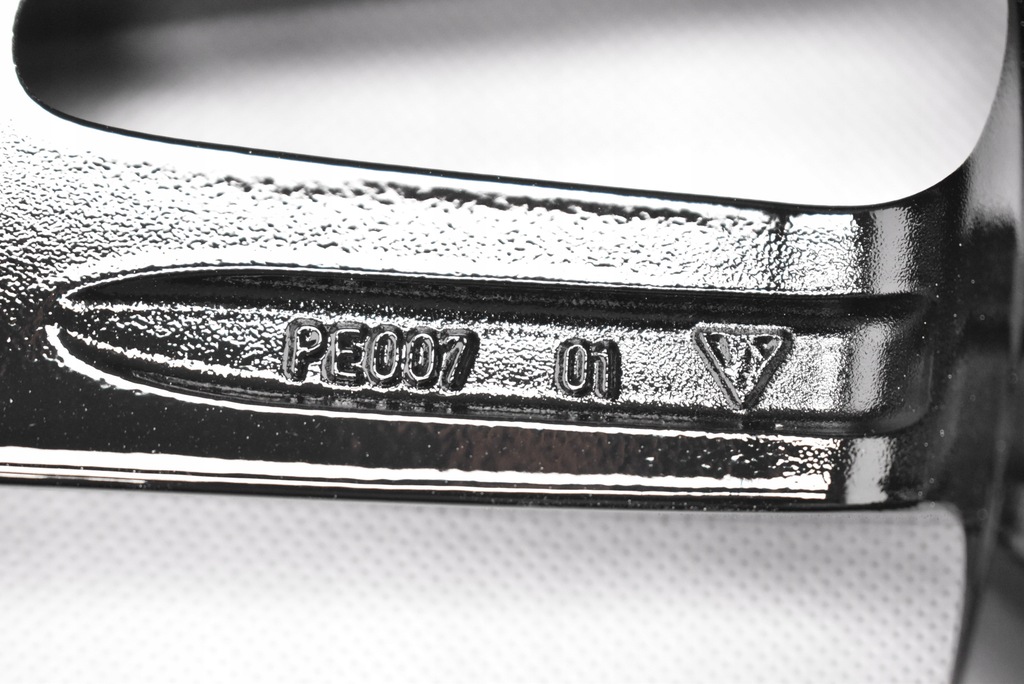 PORSCHE BBS PANAMERA G2 971 9x19 ET64 10.5x19 ET62 971601025 971601025F Product image