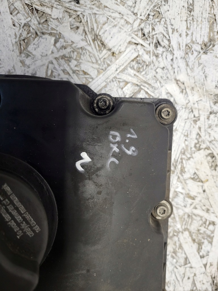 VW Audi Scaun 1.9TDI COVER VALVE BKC AXR BKB 0381031469AD Product image