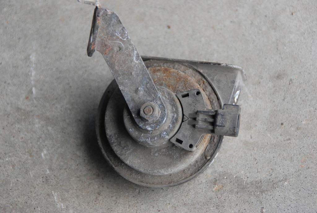 IVECO DAILY 06-14R HORN Product image