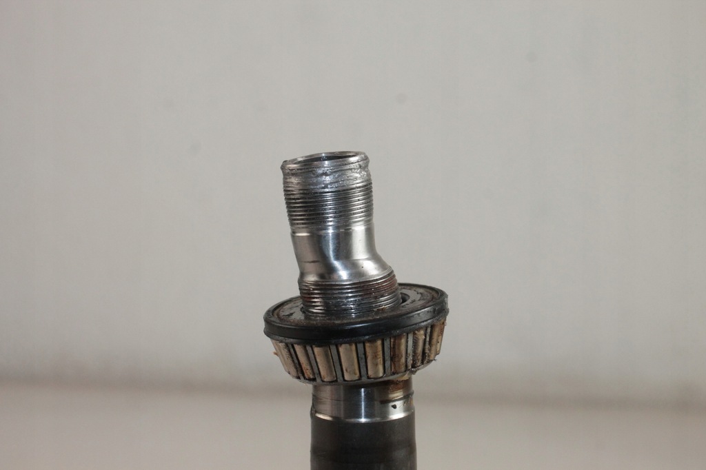 TRIUMPH ROCKET III 3 2300 SUSPENSIA SCAUNUL SCAZULUI INFERIOR Product image