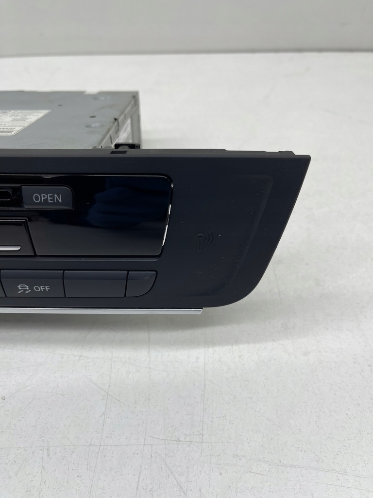 Modul cititor AUDI A6 C7 multimedia NAVI MMI NAVIGARE LEGAL! Product image