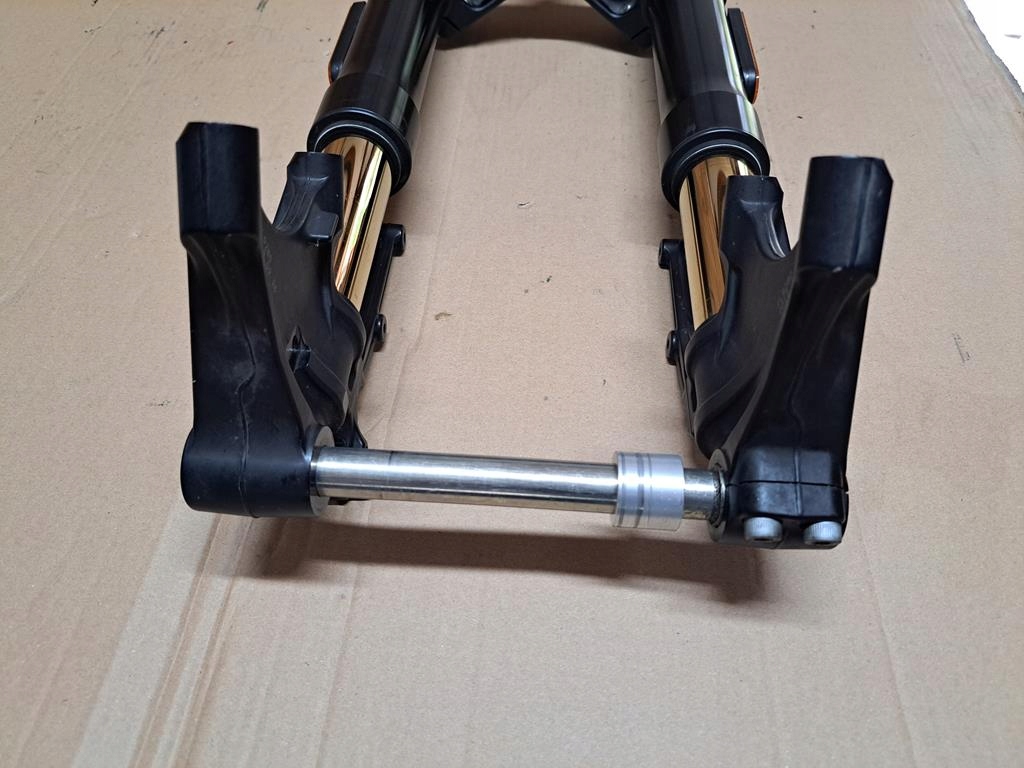 TRIUMPH SPEED TRIPLE 1050 RS 18-20R SET SUSPENSIE FATA LAGI OHLINS Product image
