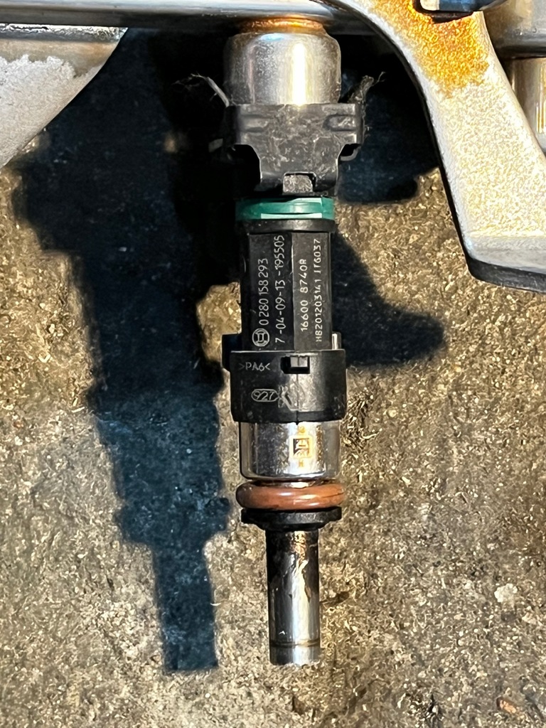 23 SINA INJECTOR RENAULT 0280158293 166008740R Product image