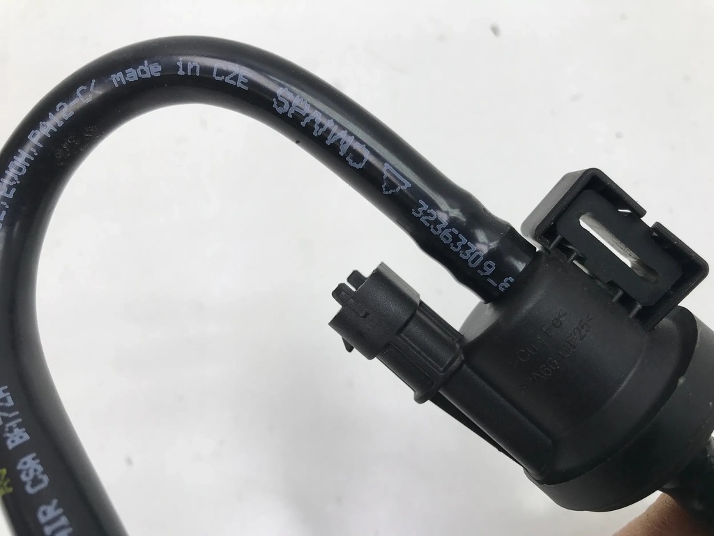 VOLVO XC 40 XC40 2023 2.0 HIBRID TUBA TUVA COMBUSTIBIL SUPPA 32363309 Product image