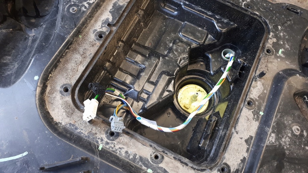 P1001374 ADBLUE Expert III Jumpy III Proce II Tank Product image