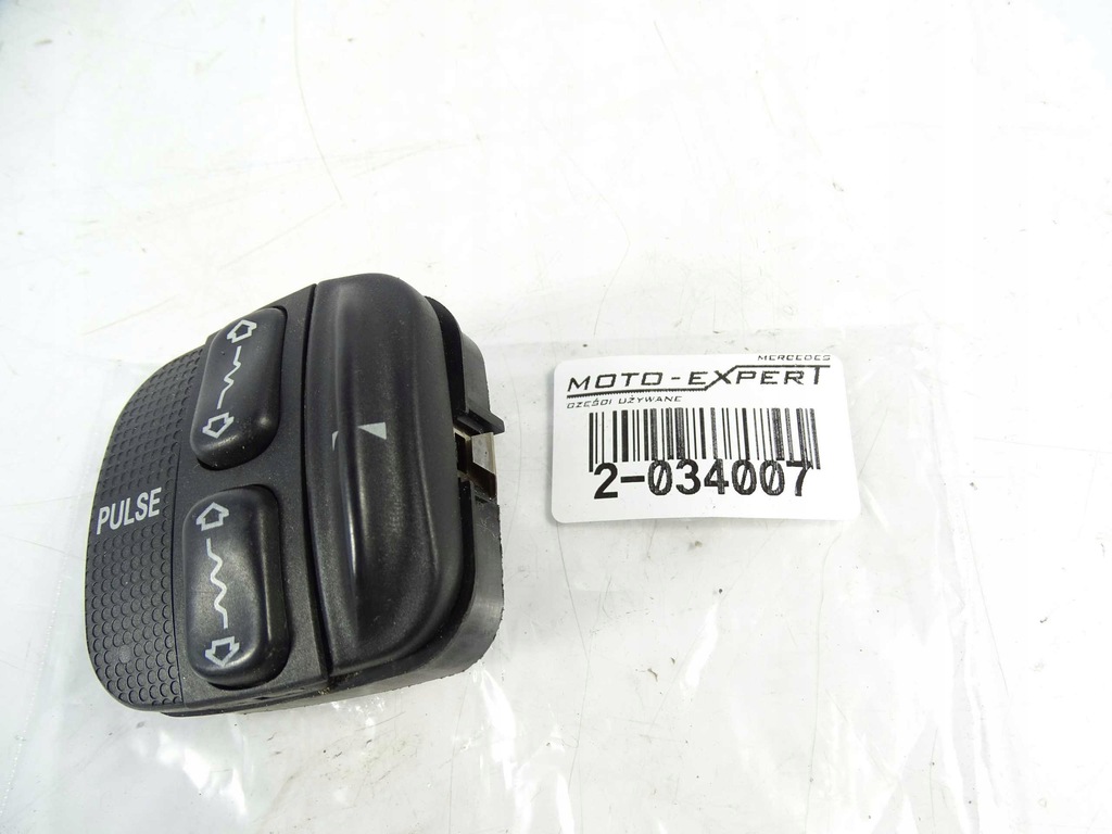 Mercedes Clasa S W220 PANOU DE COMANDĂ MASAJ SCAUN A2208204710 Product image