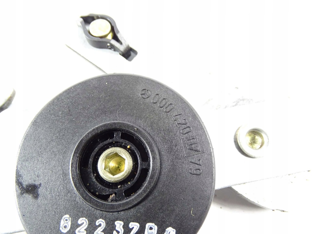 Mercedes W202 W208 W210 Lock Brake A0004200779 Product image
