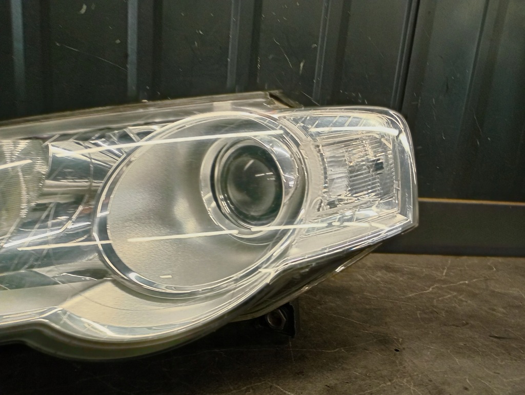 3C0941005Q FAVIUL LEGAT VW PASSAT B6 HELLA Product image