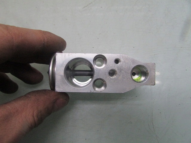 MICRA K13 15R SUPPA DE EXPANSIUNE AER CONDITIONAT Product image