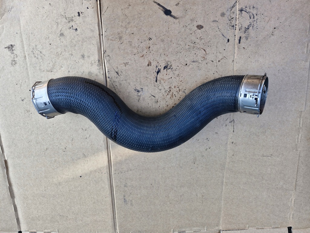BMW g20 g21 g22 g26 g29 conducta intercooler aer 8572856 Product image