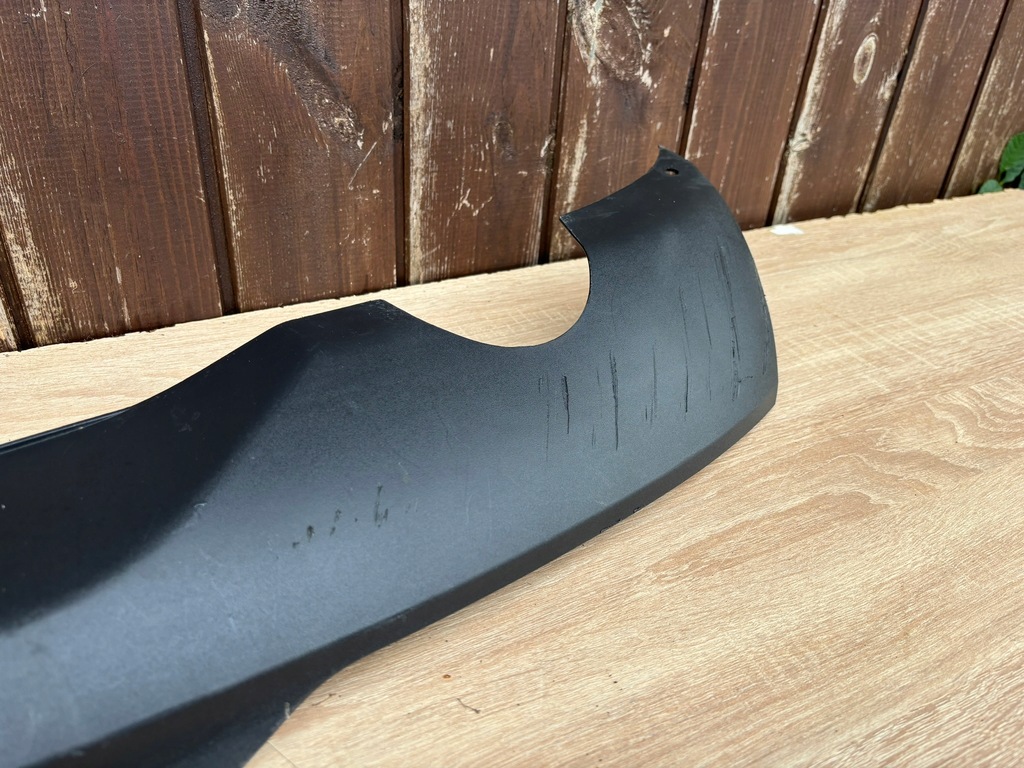 SPOILER BARĂ SPATE OPEL ASTRA 5 V K HB 13465969 C777KJR Product image
