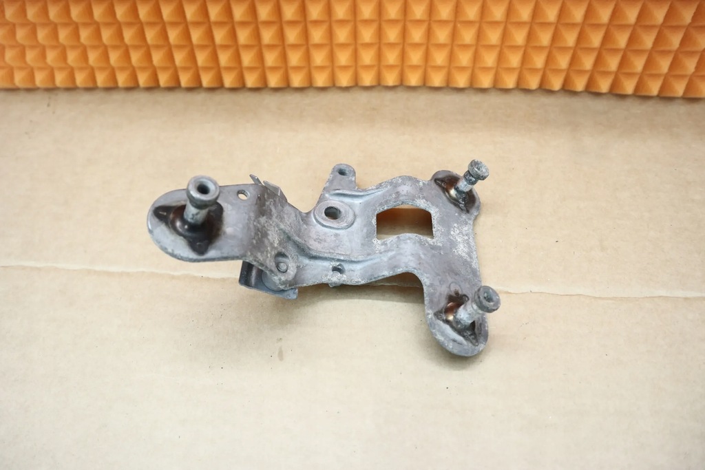 MERCEDES CLS W219 CADRE MONTARE POMPA FRANA ABS 2114310840 Product image