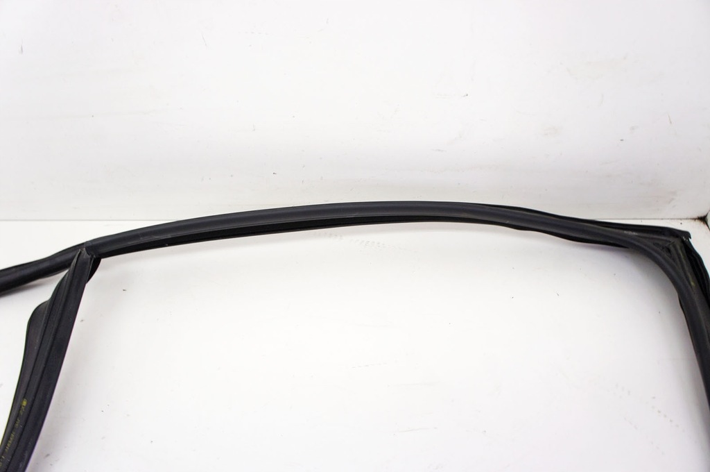 NR164 Skoda Fabia IV 21- Garnitura geam, spate stanga Product image